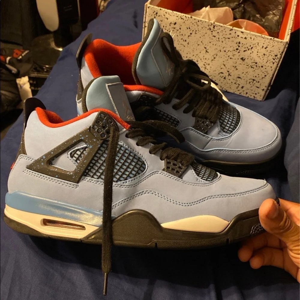 Jordan 4’s